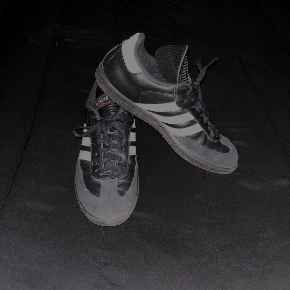 Original Black & White Indoor Sambas